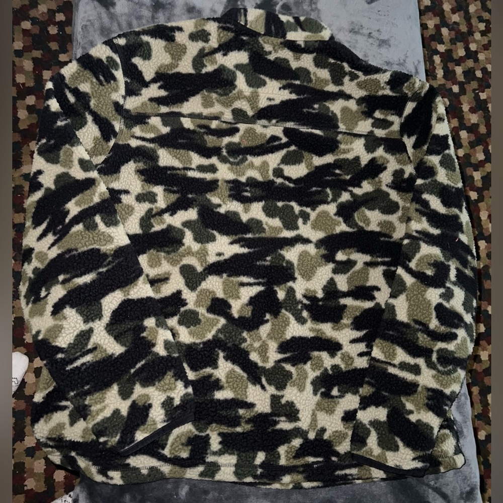 Carhartt Relaxed Fit Fleece Pullover in Black Blind Duck Camo Size XL - Picture 9 of 9